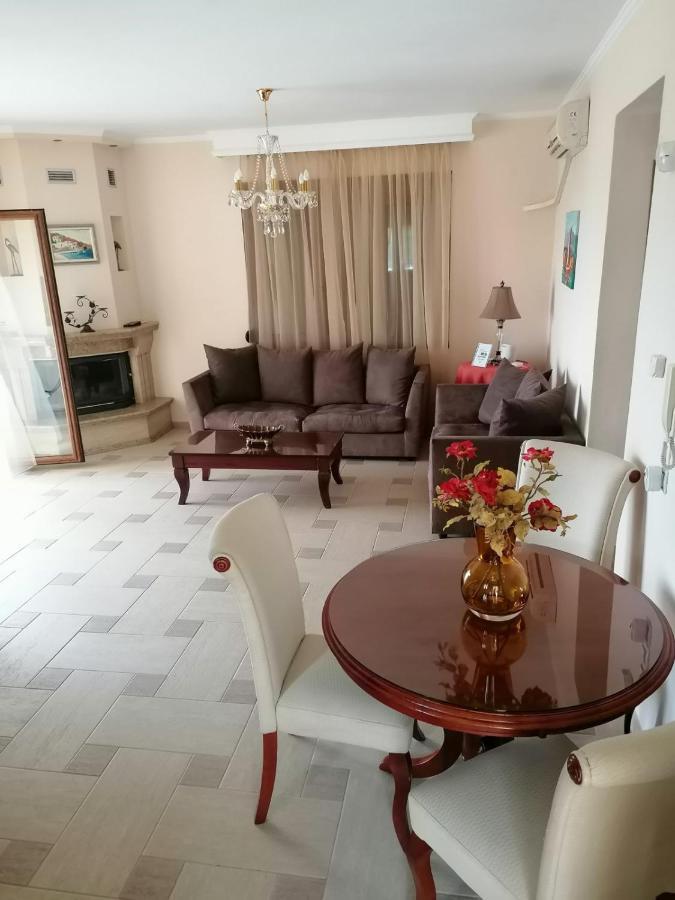Nikitihouse Apartments 1 Екстериор снимка